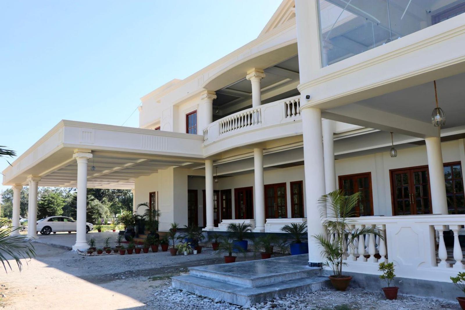 Royale De' Casa Resort Kāziranga 외부 사진
