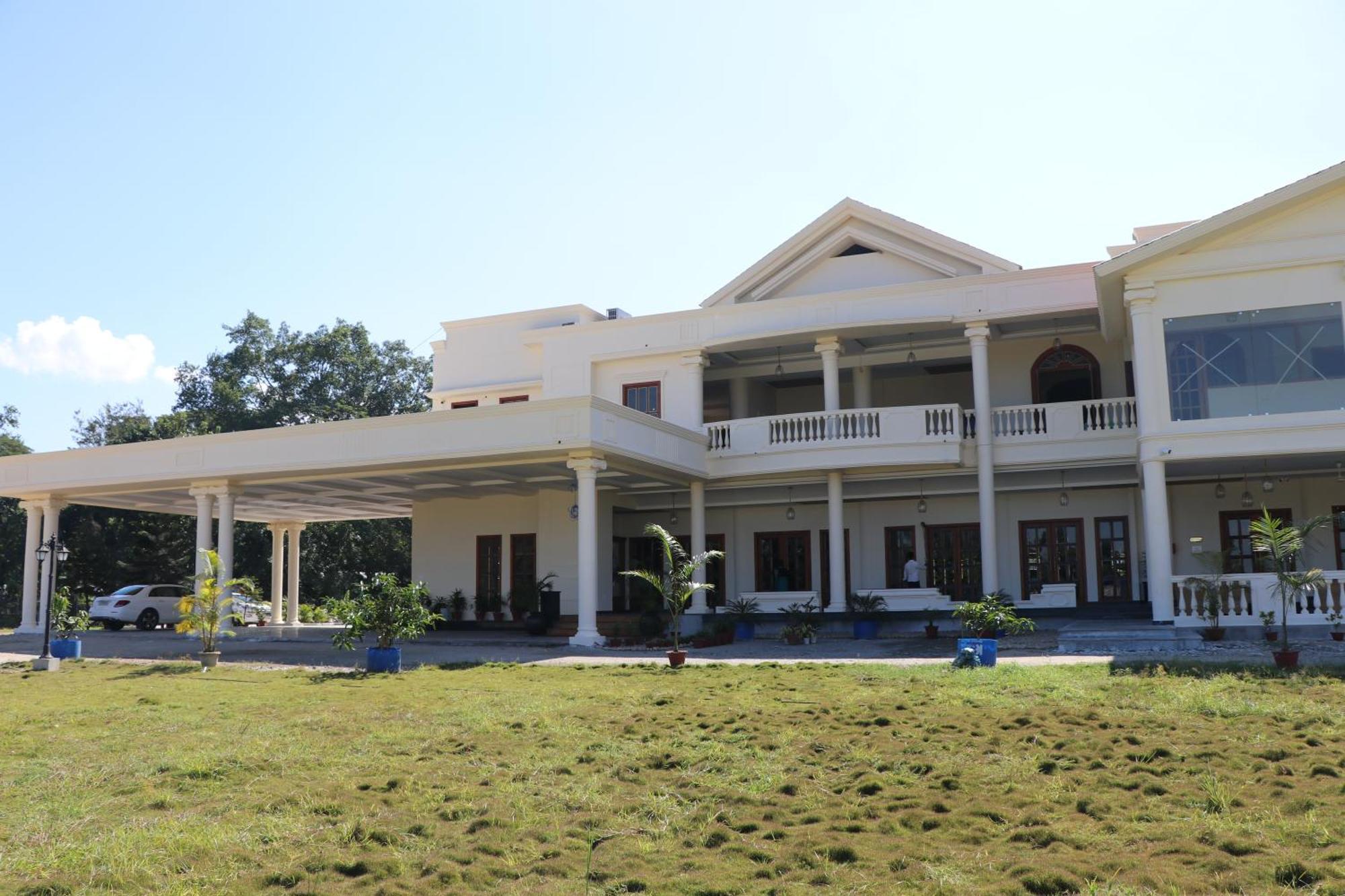 Royale De' Casa Resort Kāziranga 외부 사진