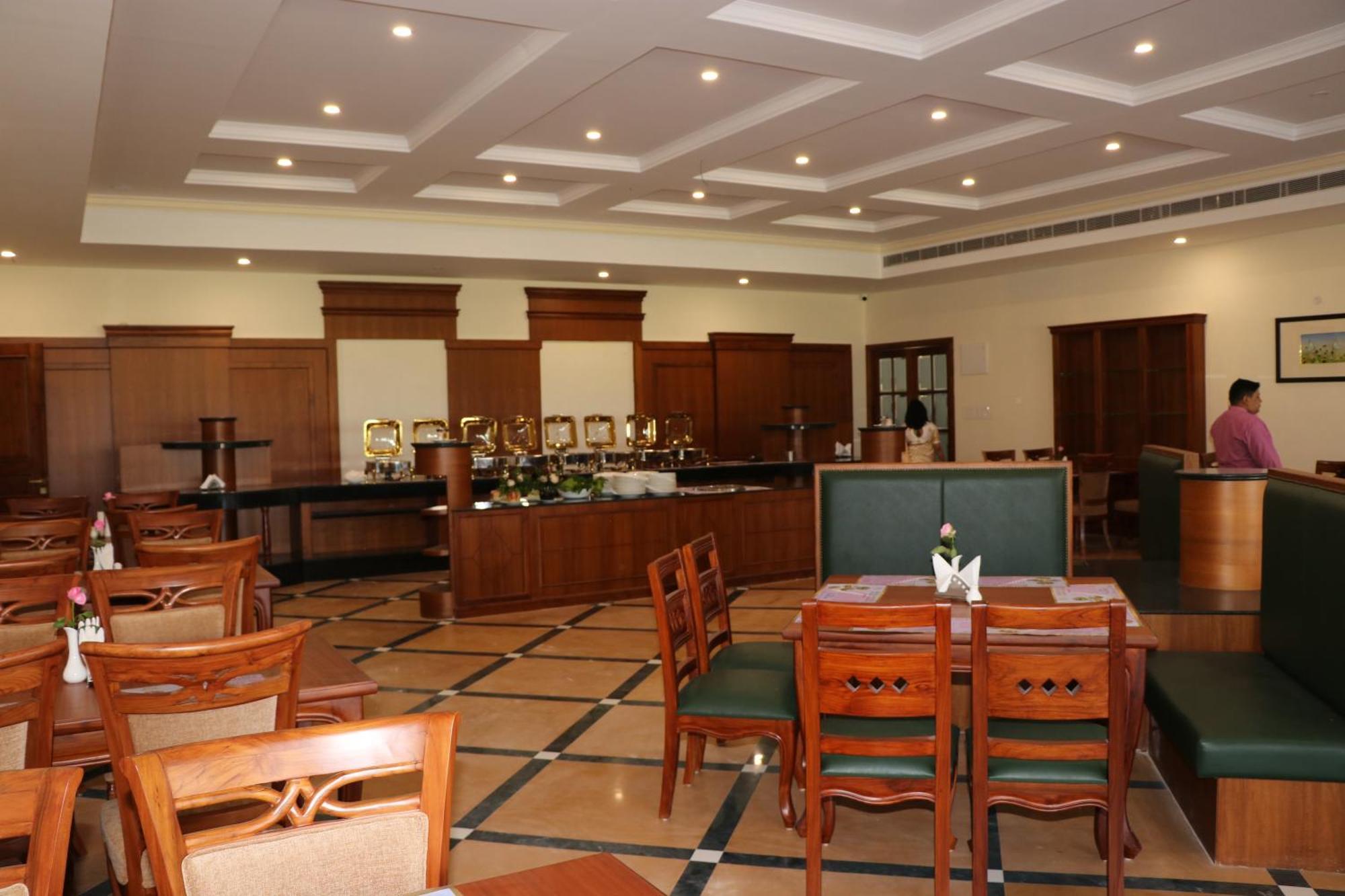 Royale De' Casa Resort Kāziranga 외부 사진