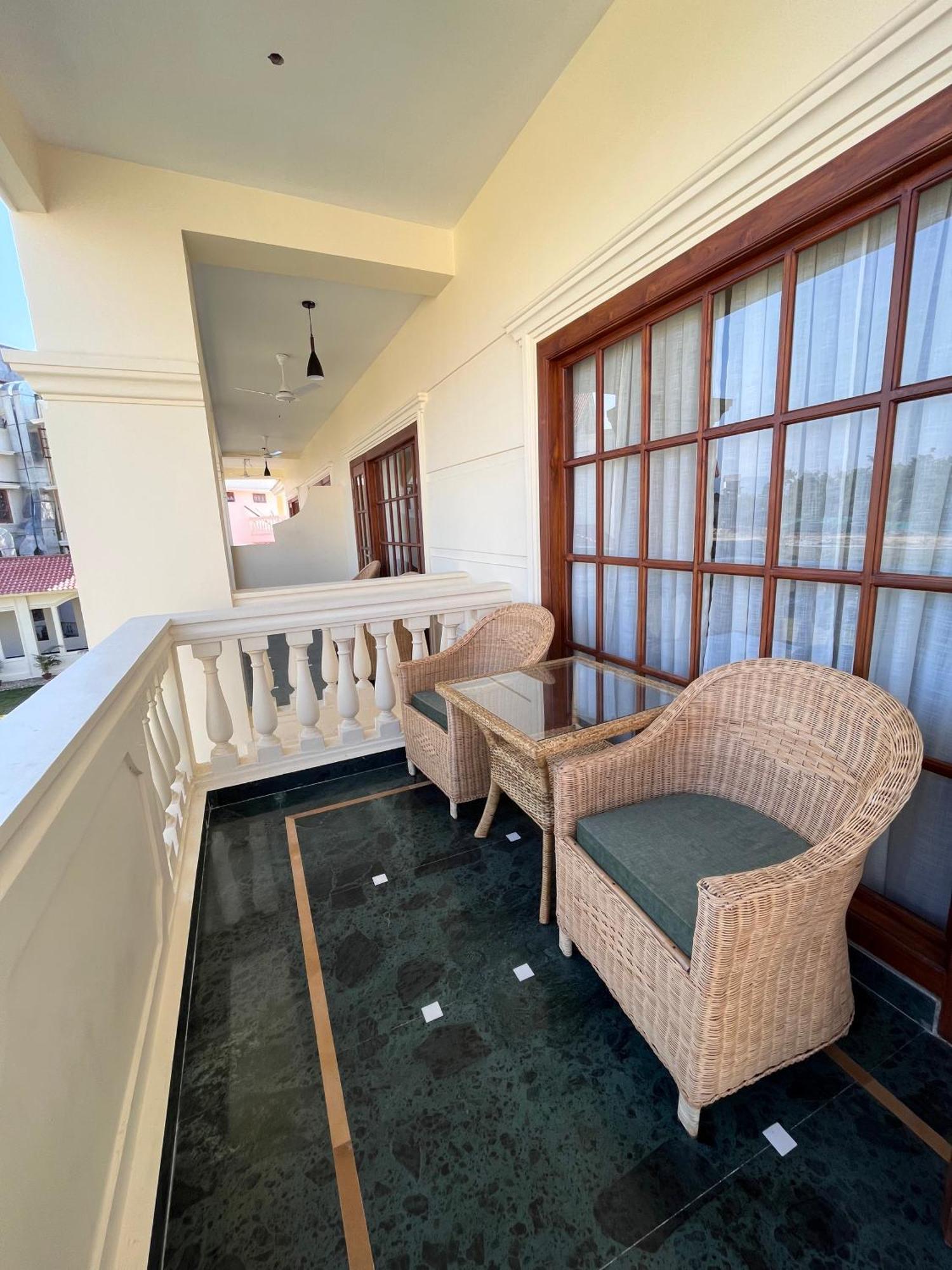 Royale De' Casa Resort Kāziranga 외부 사진