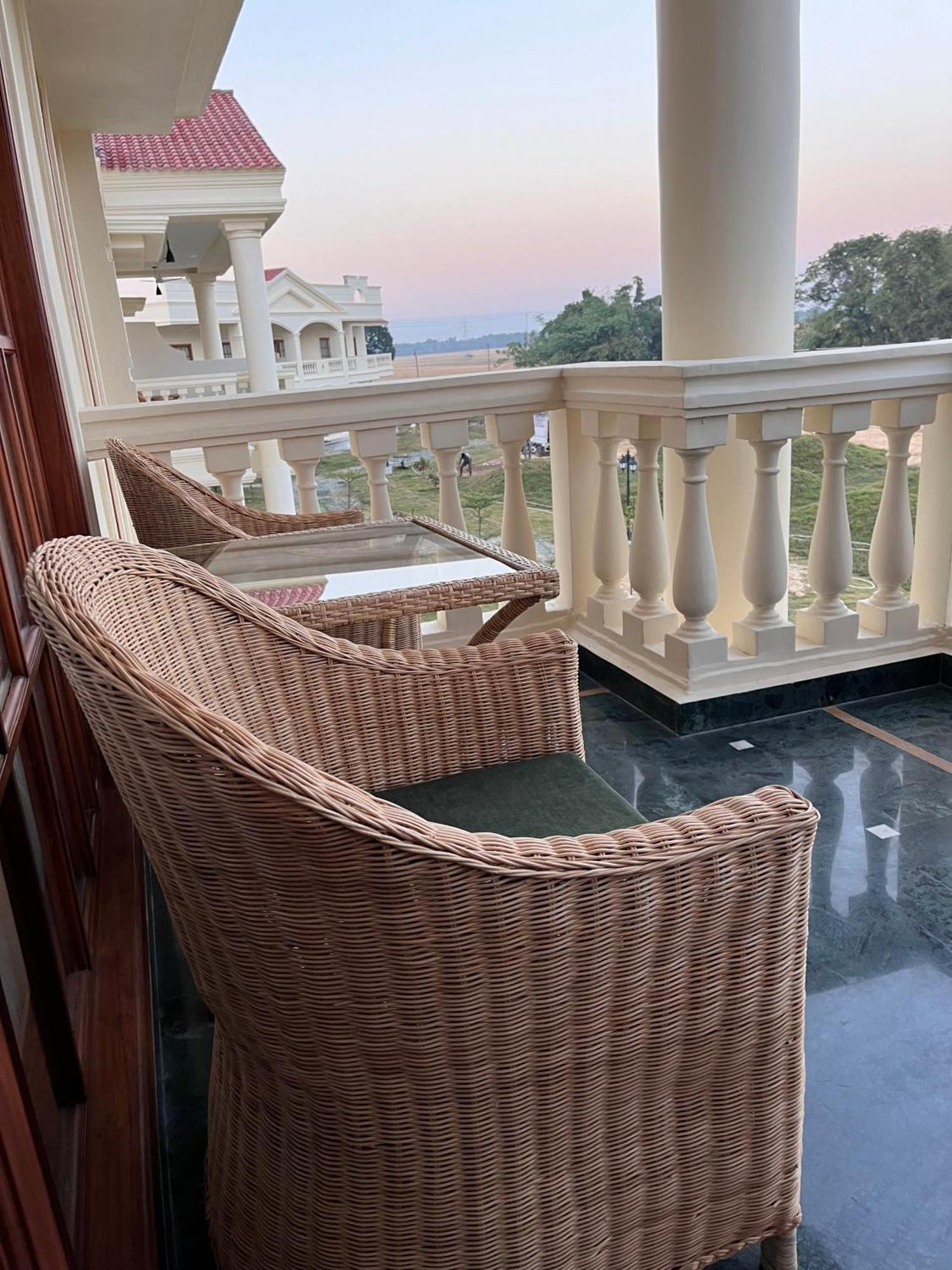 Royale De' Casa Resort Kāziranga 외부 사진