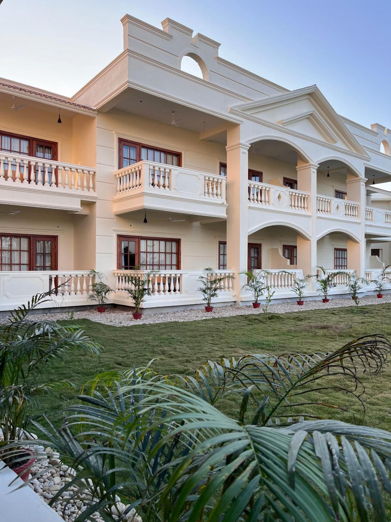 Royale De' Casa Resort Kāziranga 외부 사진